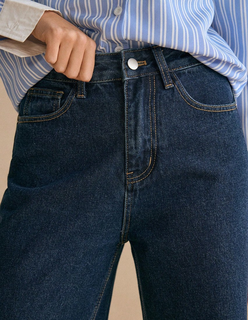 SLANT POCKET WIDE LEG JEANS